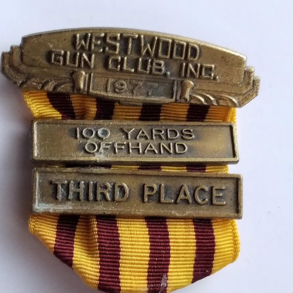 Vintage award medal pin Westwood Gun Club 1977 brooch